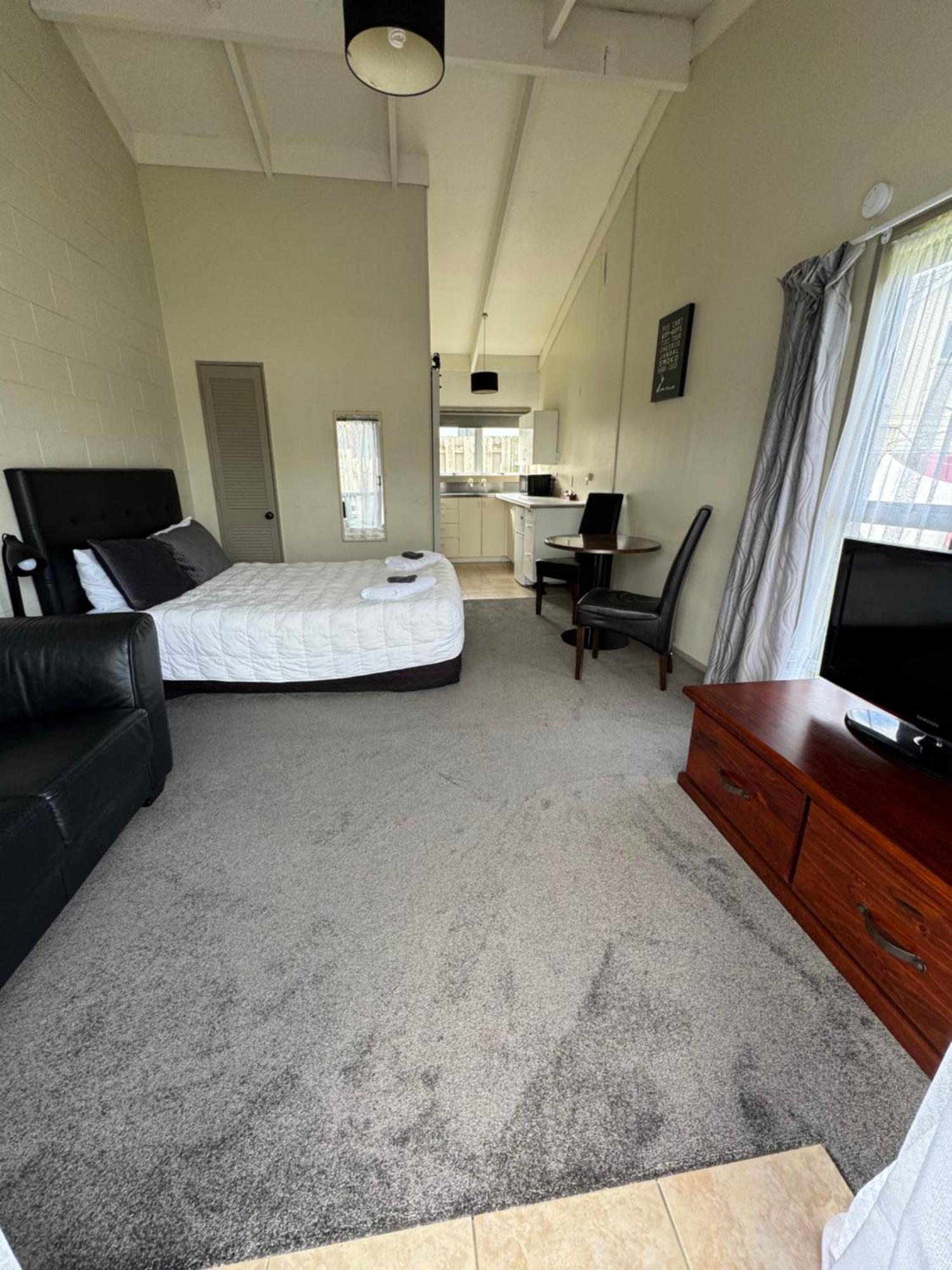 Fountain Court Motel 타우랑가 외부 사진